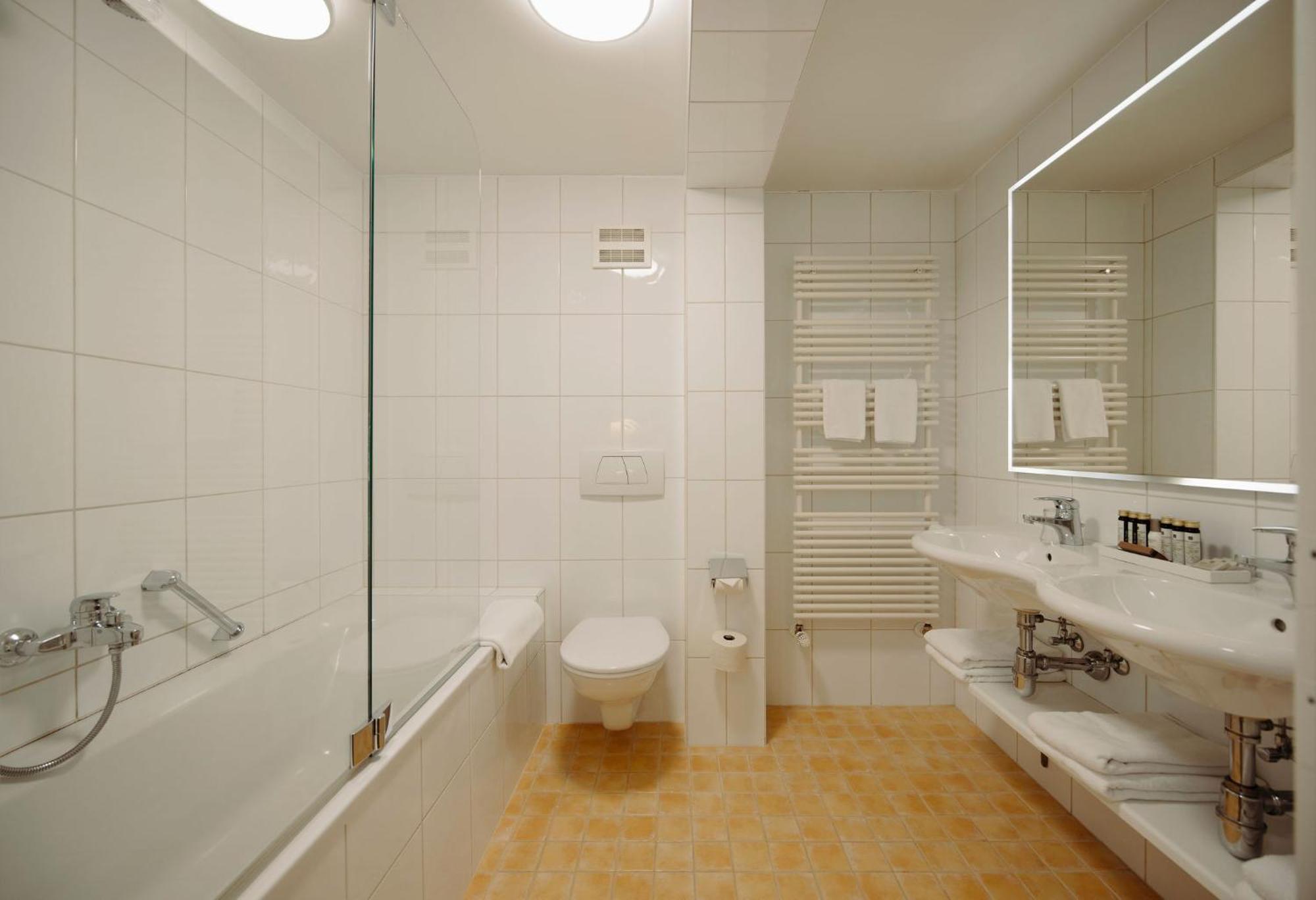 Theresi Appartements Saalbach-Hinterglemm Habitación foto